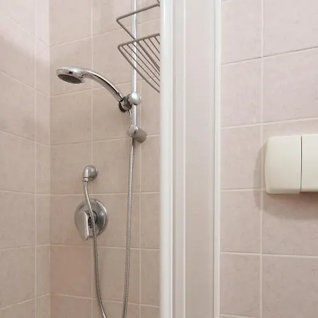 Apartment Ermosa *